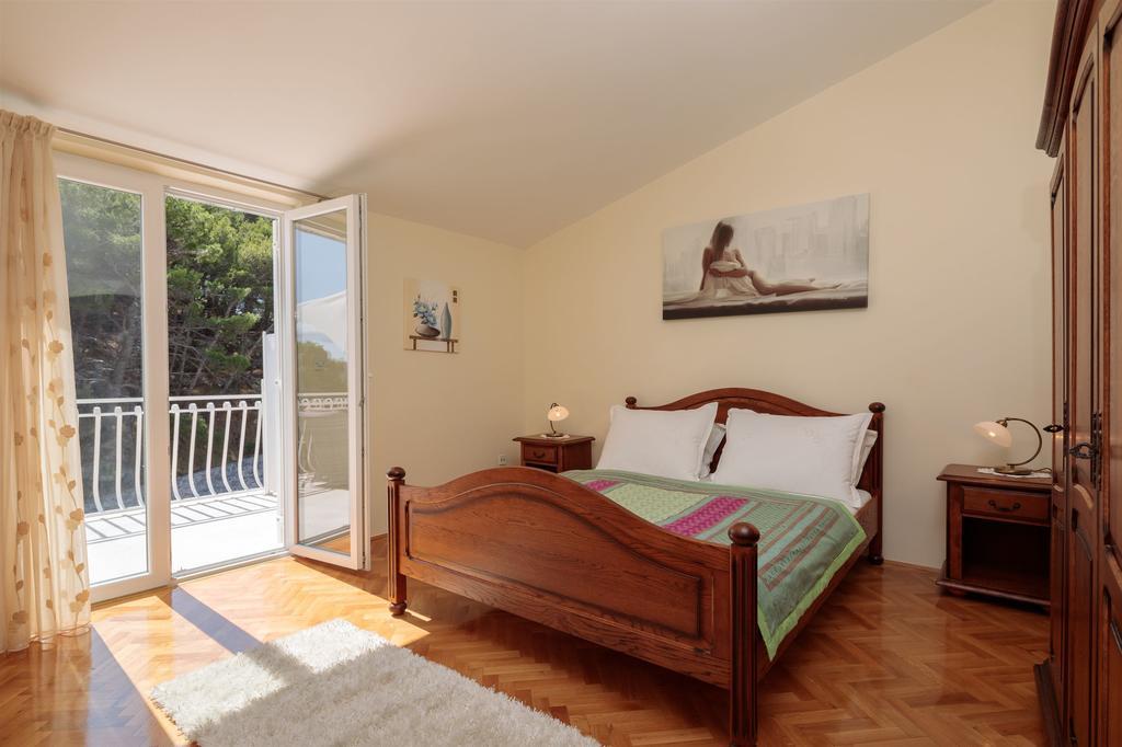 Apartments And Room Alen Duce Exterior photo